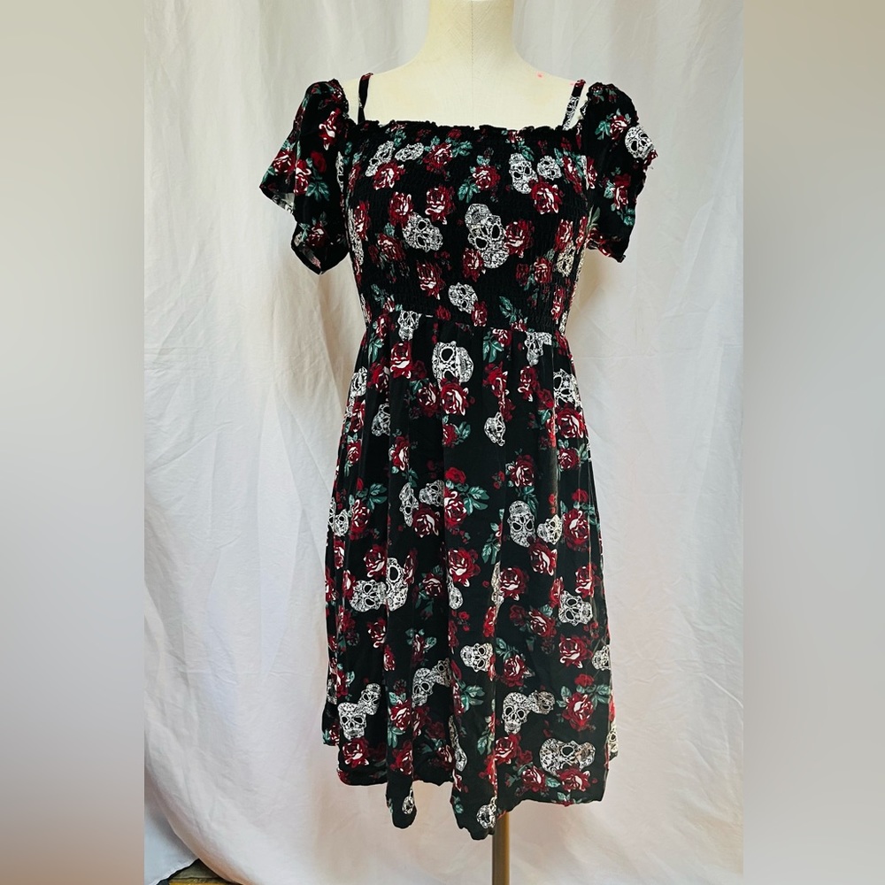 Almost Famous Stretch Cold Shoulder MiniDress Skulls and Roses